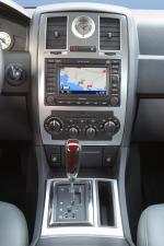 Chrysler 300C 2005 года